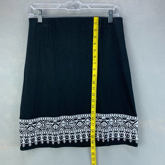 Talbots Skirt Womens Small Petite‎ Black Pull On Knit Embroidered Stretch - Picture 5 of 11